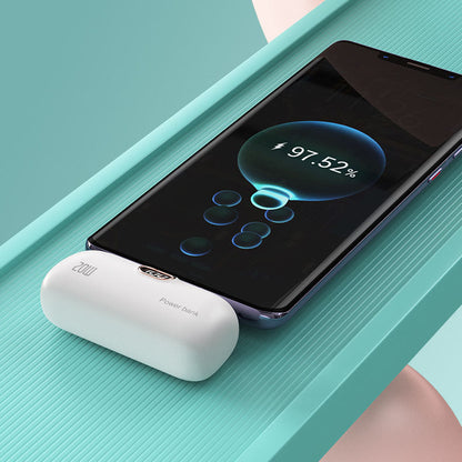 ✨ Миниатюрна безжична захранваща банка | Компактен дизайн, 5000 mAh капацитет, перфектна за пътуване