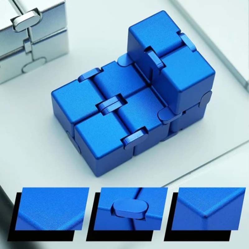 Безкраен куб - Отключи безкрайно забавление!