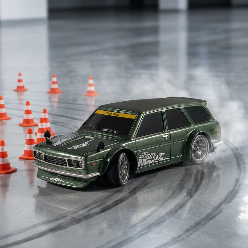🚗 1:24 мащабно RC дрифт автомобилче със LED светлини | За контролирани заноси и реалистично изживяване